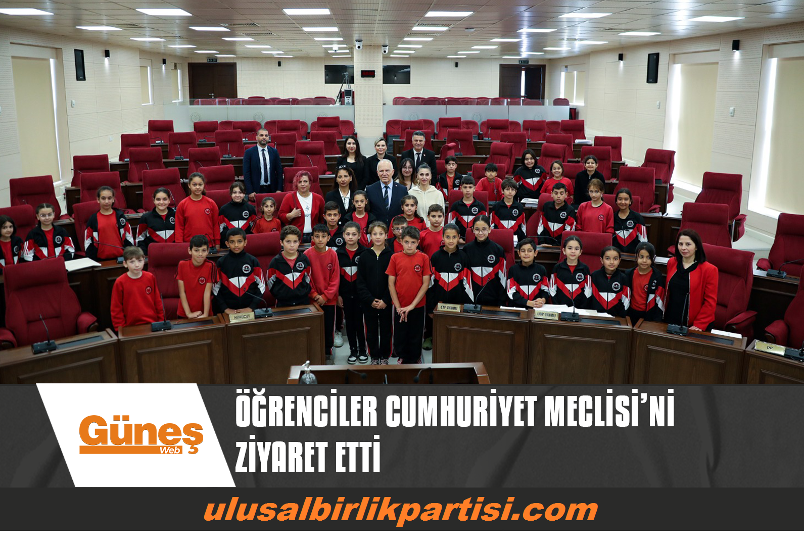 Read more about the article DR. FAZIL KÜÇÜK İLKOKULU ÖĞRENCİLERİ CUMHURİYET MECLİSİ’Nİ ZİYARET ETTİ