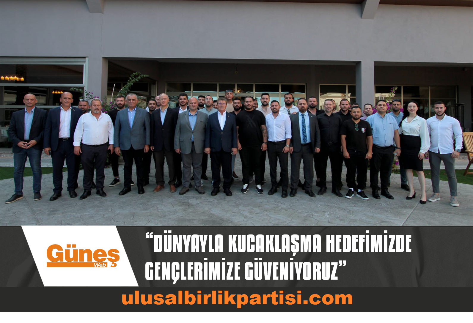 Read more about the article “DÜNYAYLA KUCAKLAŞMA HEDEFİMİZDE GENÇLERİMİZE GÜVENİYORUZ”